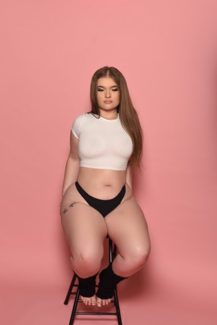 EXOTIC THICK SNOWBUNNY SUPER SQUIRTER 💦😍 INCALLS