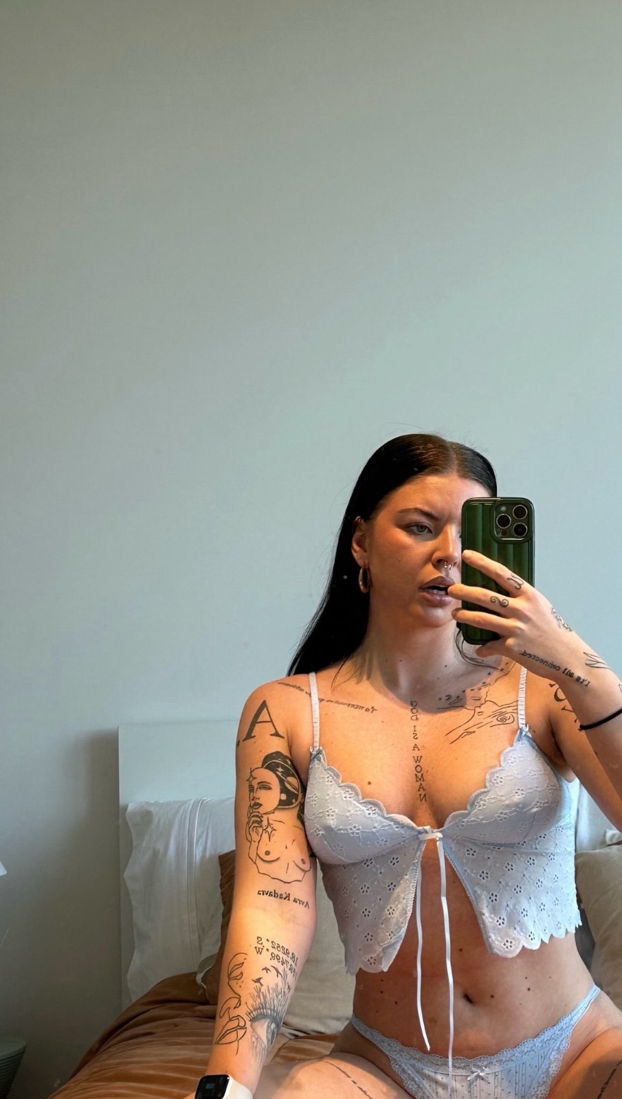 I’m down for sex fun. Incalls, outcalls, hotels and vacation bookings.