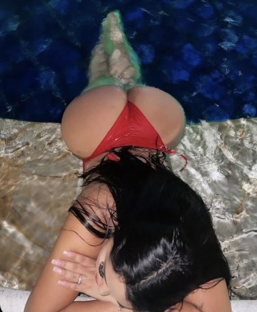 ASIAN AND NEW LATINAS EVERY WEEK 🌹