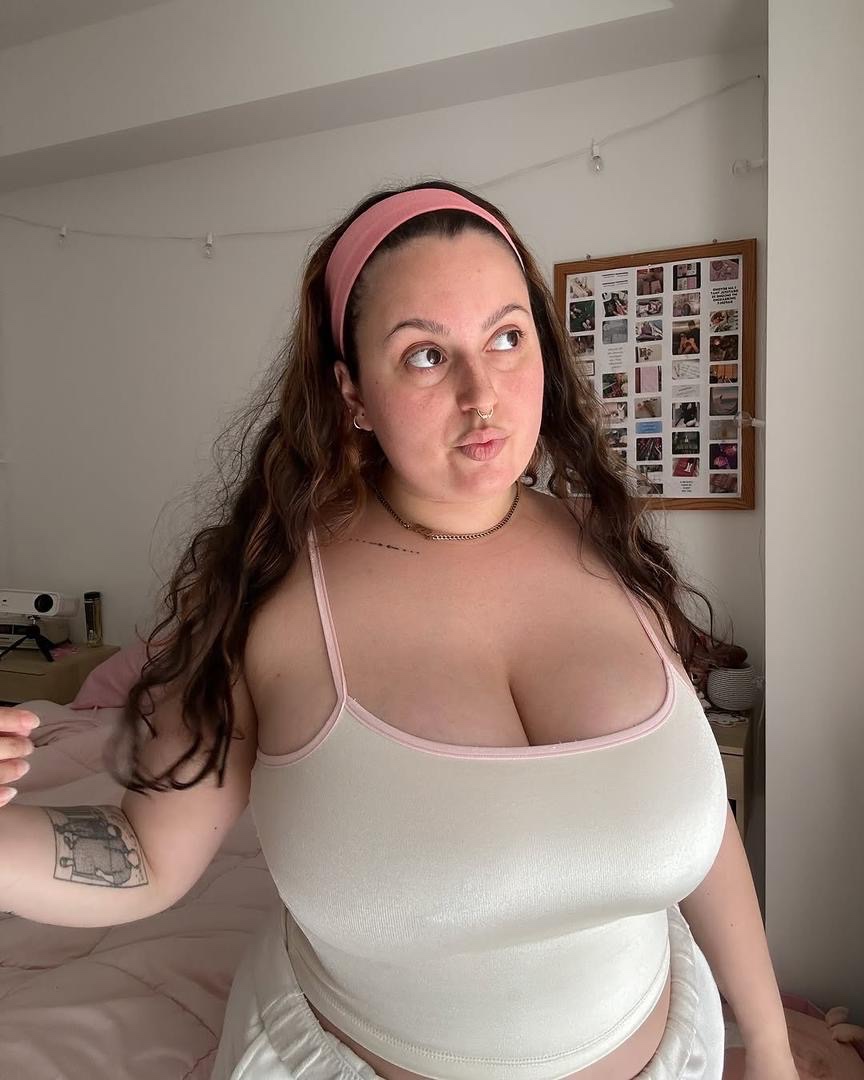 I'm down for full sex satisfaction Hit me up on phone: +13128690611