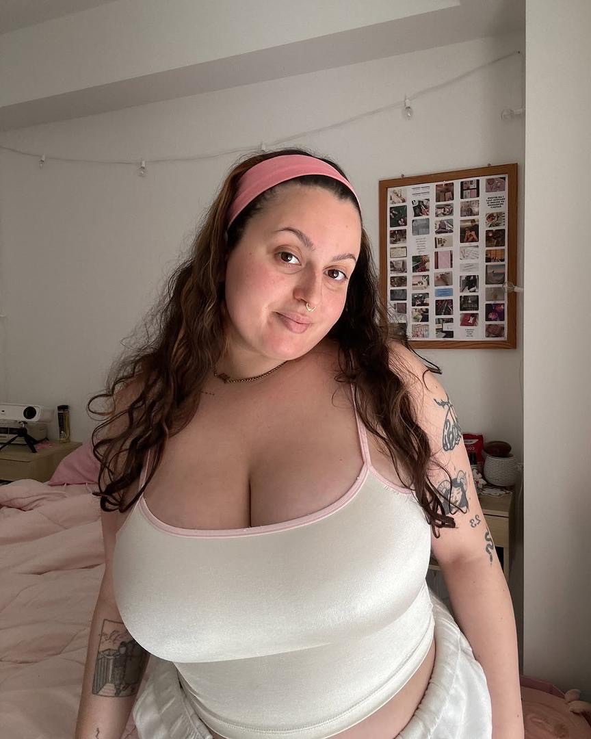 I'm down for full sex satisfaction Hit me up on phone: +13128690611