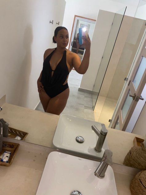 Venezuelan 🇻🇪🍑 newcomer to the business, treat me with love