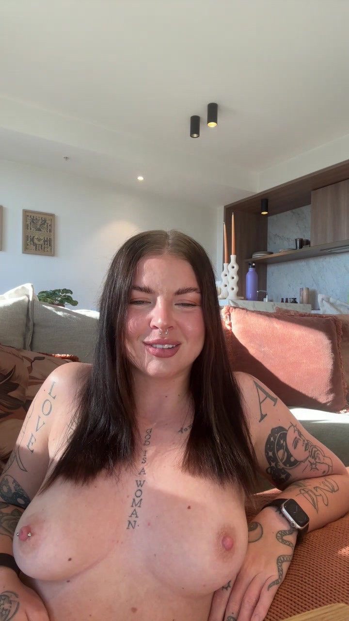 ❤Come TASTE my SWEET body🧚♀ & CARESS my SOFT skin.