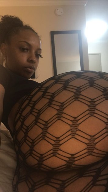 New in town hot play mate
