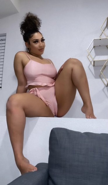 Curvy Busty and just plain SEXY!