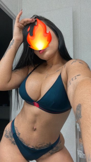 Nueva y Atrevida (754) 324-0603 GFE DATY TRIOS