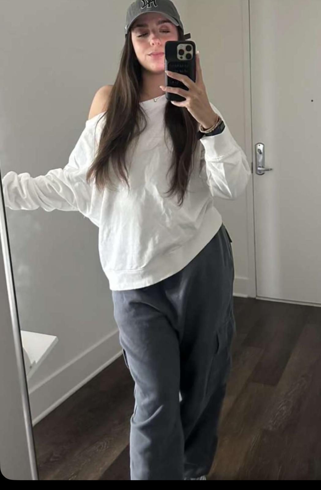 Are u stressed!😰 🍆🍑and feed some hot reliever? I'm the right girl, I love squirting Hmu for  fun