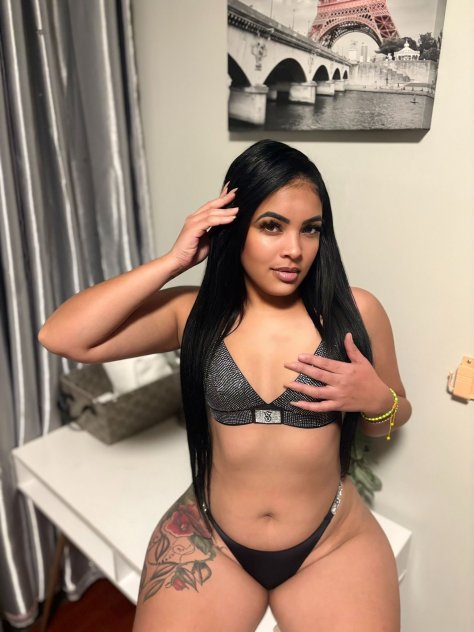 Latina sexy nueva en la ciudad