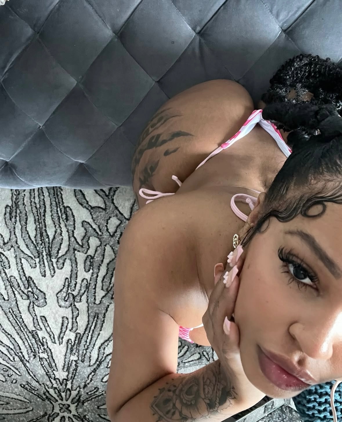 I’m  available for hookup and massage Incall or outcall 🍑🍆