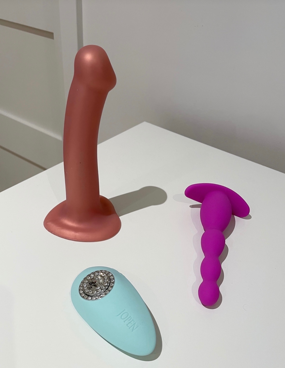 🍑🍆Let’s Get Naughty Tonight – Available Now 💦