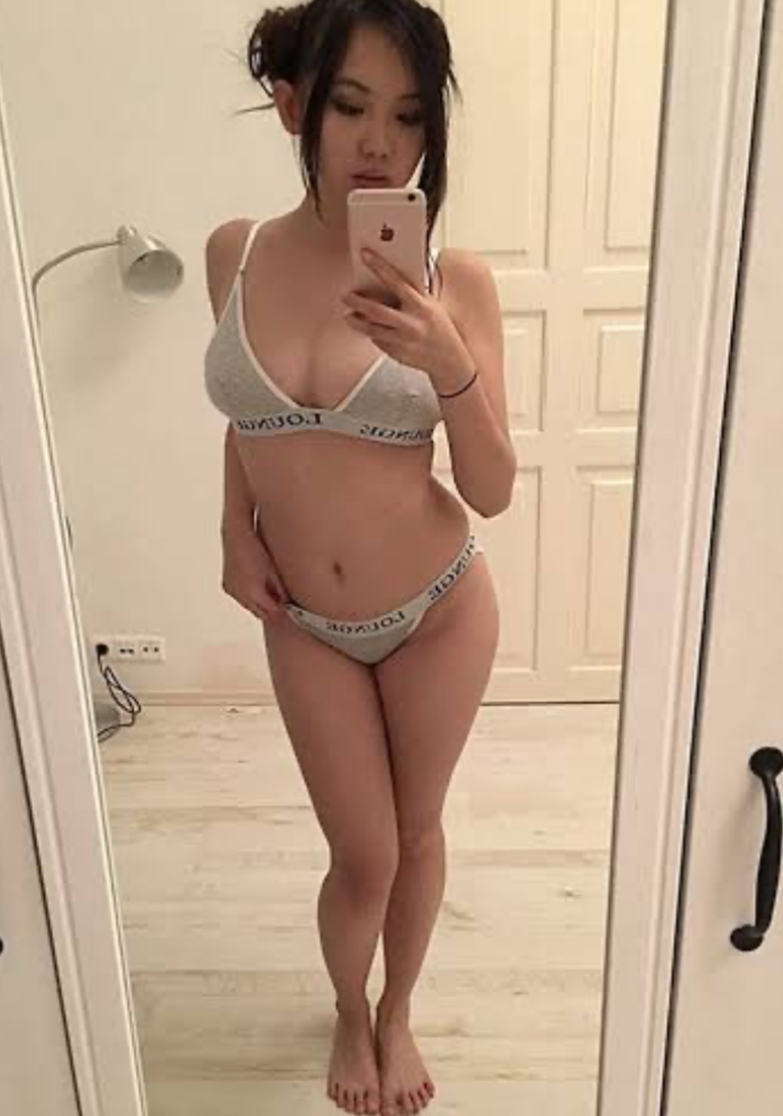 NAUGHTY ASIAN LADY AVAILABLE NEXT DOOR FOR YOU DEEP INSIDE Me.