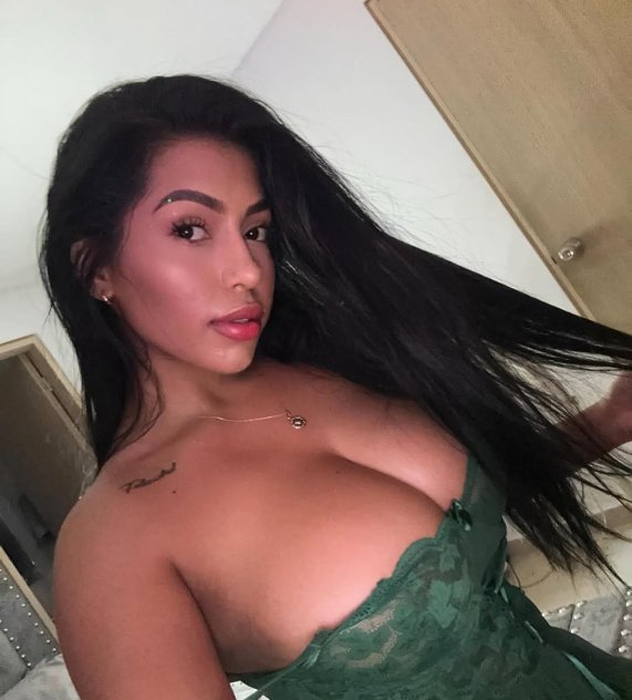 Sensual Latina