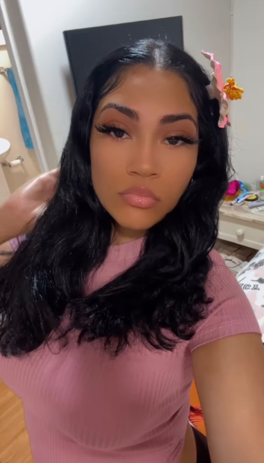 I'm available now and ready to have fun selling content FaceTime