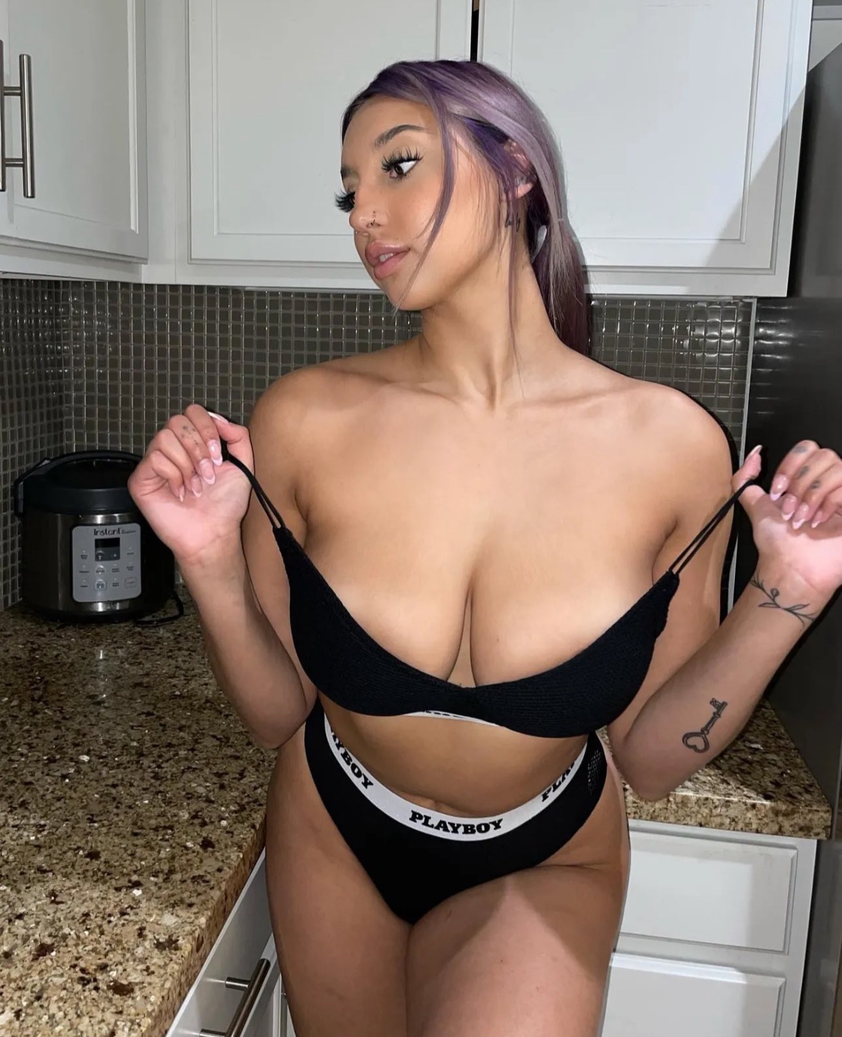 escorts