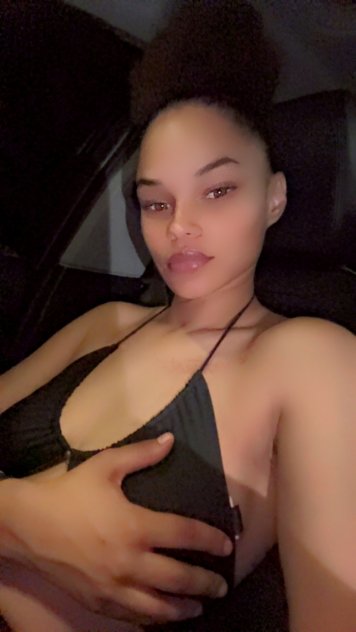 💋 STEFANII DIOR 💋 ✨Sweet. Sexy. A lil’ nasty. Always unforgettable✨