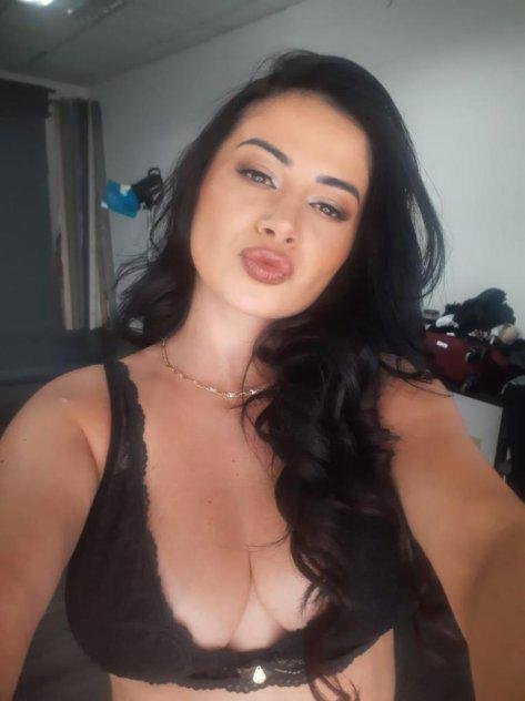 Hi baby, I'm a sexy girl ready to please you. I'm open-minded. Call me