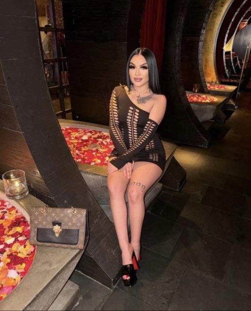 chica sexy disponible para cumplir todas tus fantacia
