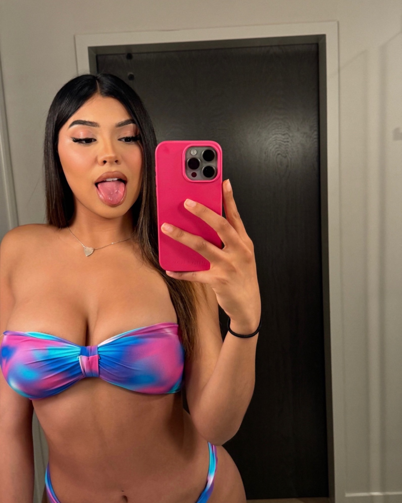 Always available for **** Hardcore,69,****,breastfuck,Head and doggy****Deep