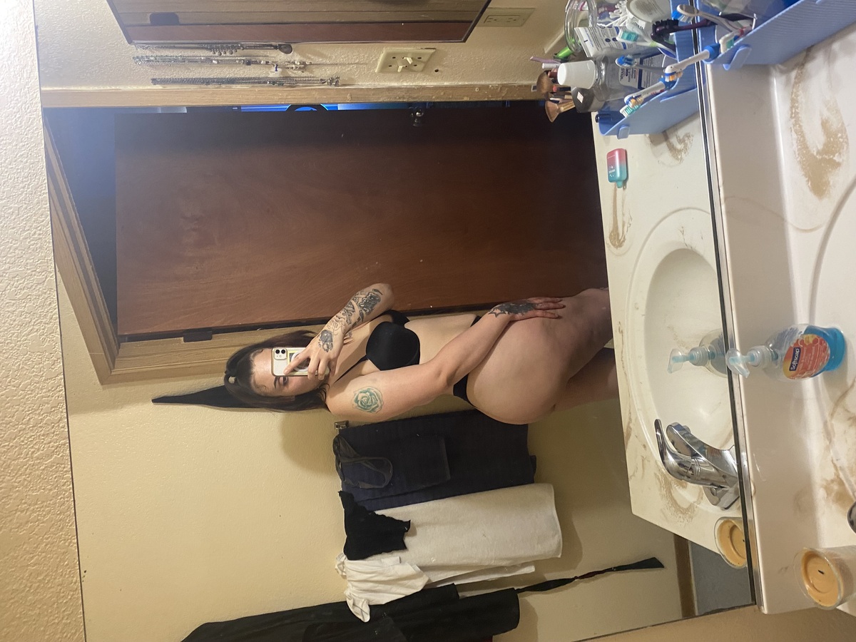 I AM AVAILABLE FOR BOTH INCALL AND OUTCALL SERVICE SERVICES 🥰
