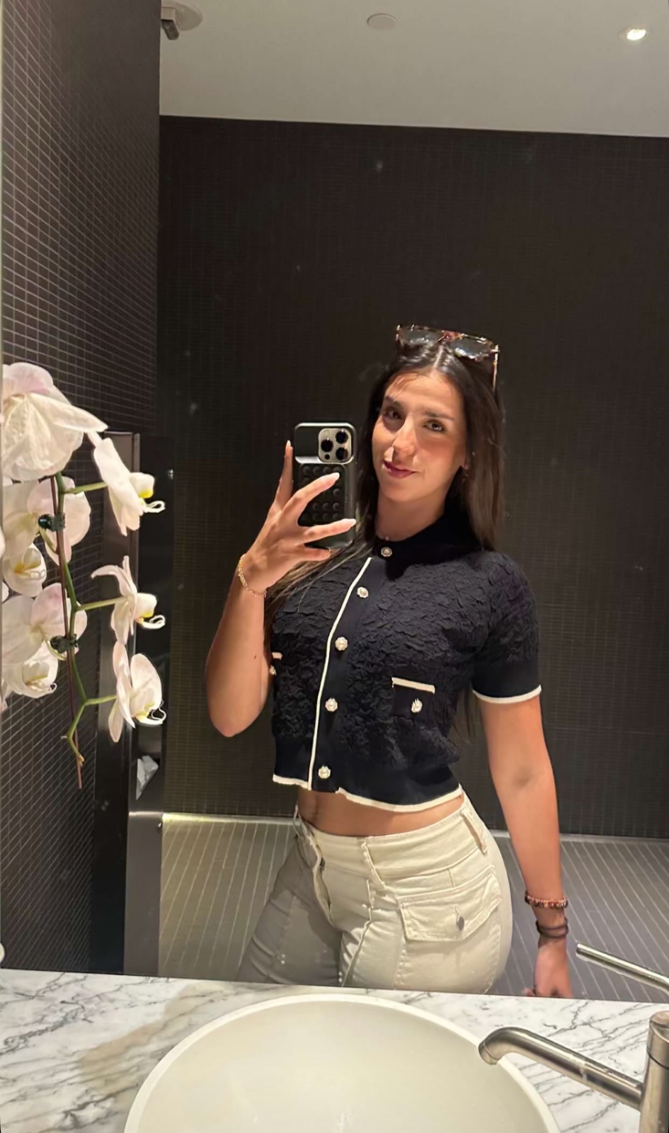 Are u stressed!😰 🍆🍑and feed some hot reliever? I'm the right girl, I love squirting Hmu for fun