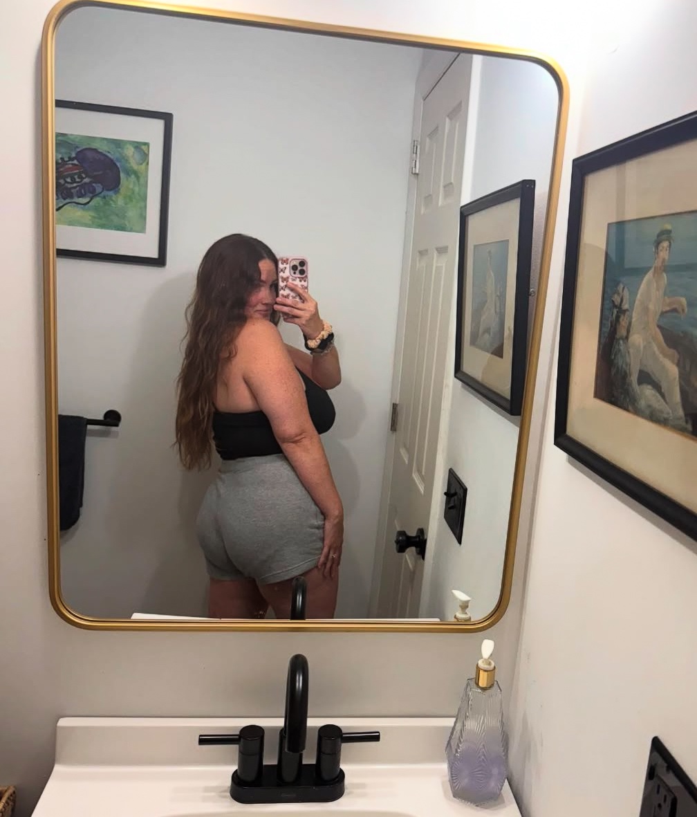 HORNY LET'S HOOKUP AVAILABLE FOR BOTH INCALL/ OUTCALL 414-219-9613