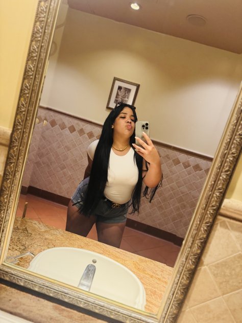 Sexy girl  latin