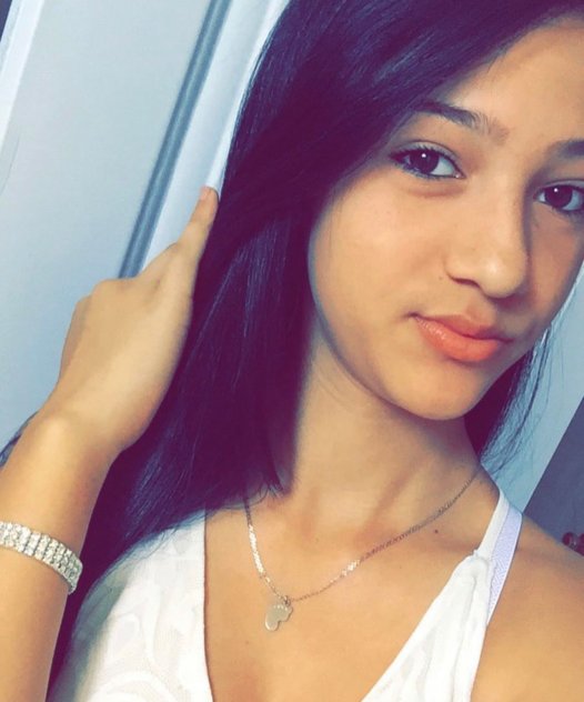 Pay Ca$h Available Female Escort and GFE text me