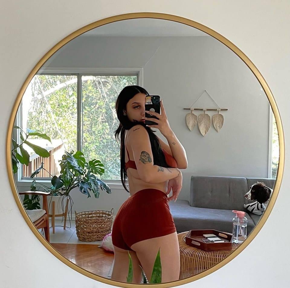 escorts