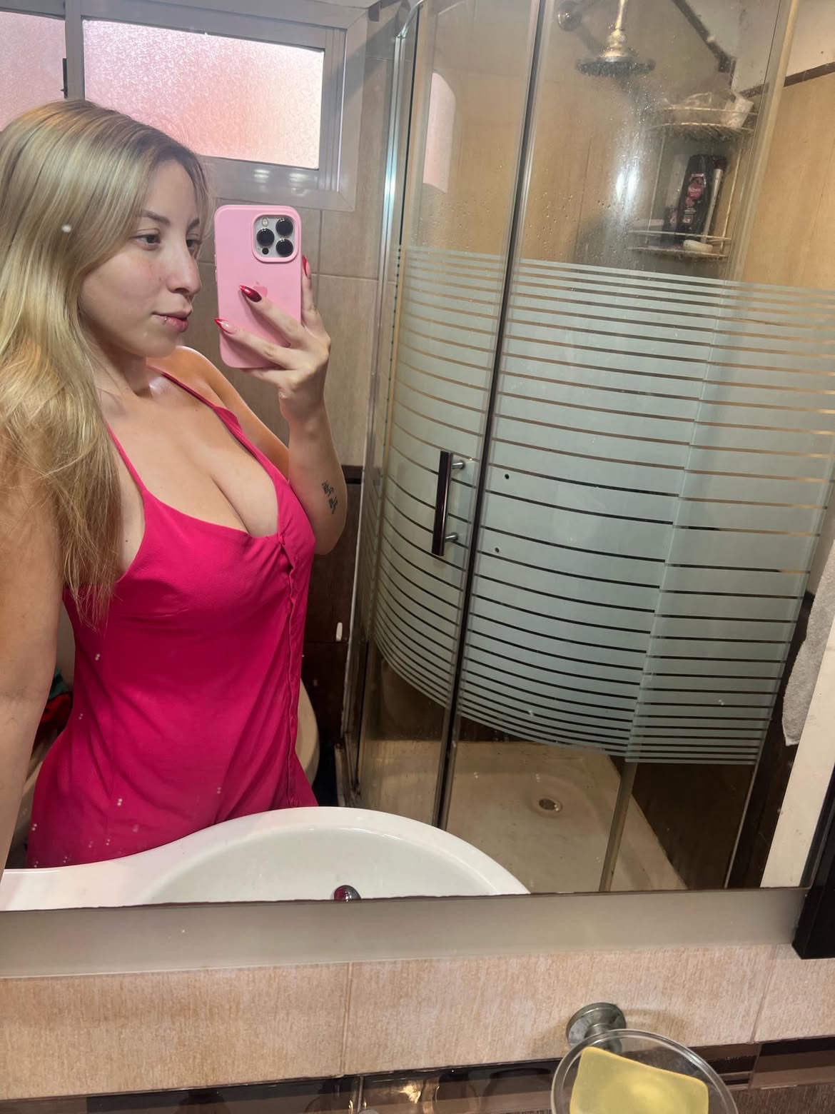 Accept cash✅Wet💦💘 juicy pussy 💘REAL & READY I’m available for real daddy and  SELL DRUG….add me o