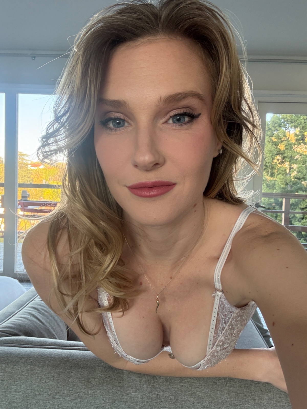 escorts
