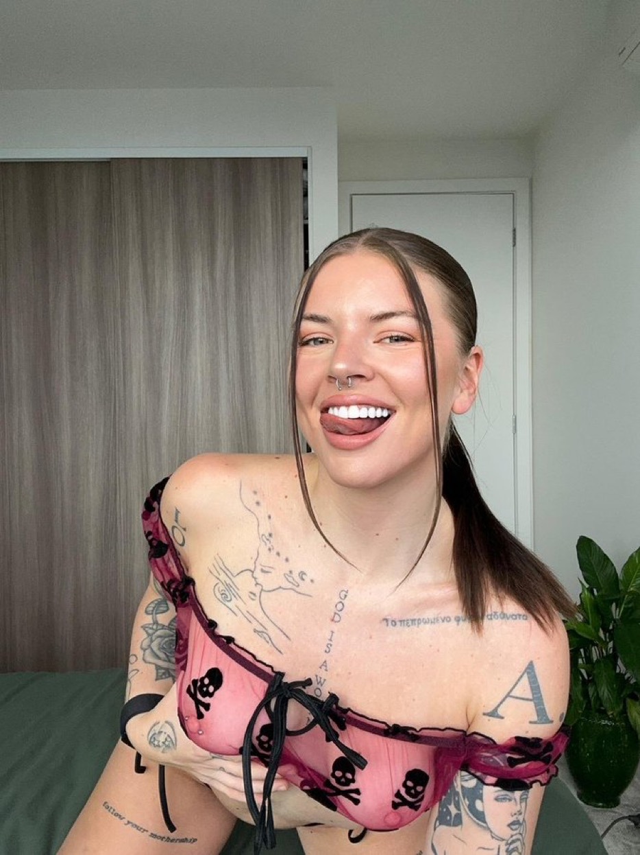 I’m Down To Fuck You Good👅🍆💦🥵 And I’m open to meeting you anywhere.👅🍆💦 mature mind only