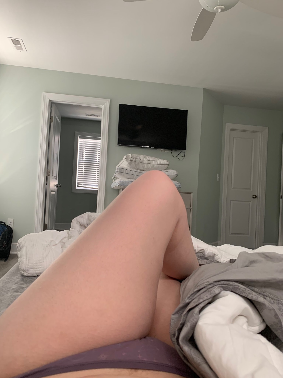 My services include Doggy, GFE, Anal, Bareback, Greek, BJ, oral etc