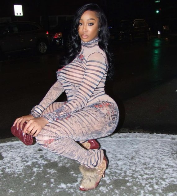 Hot party girl here to explore your fantasy