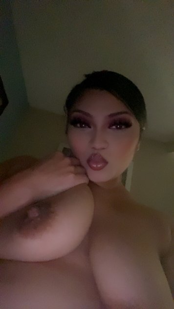 Thick Latina