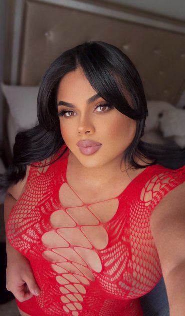 LATINA CHICA TRANSEXUAL