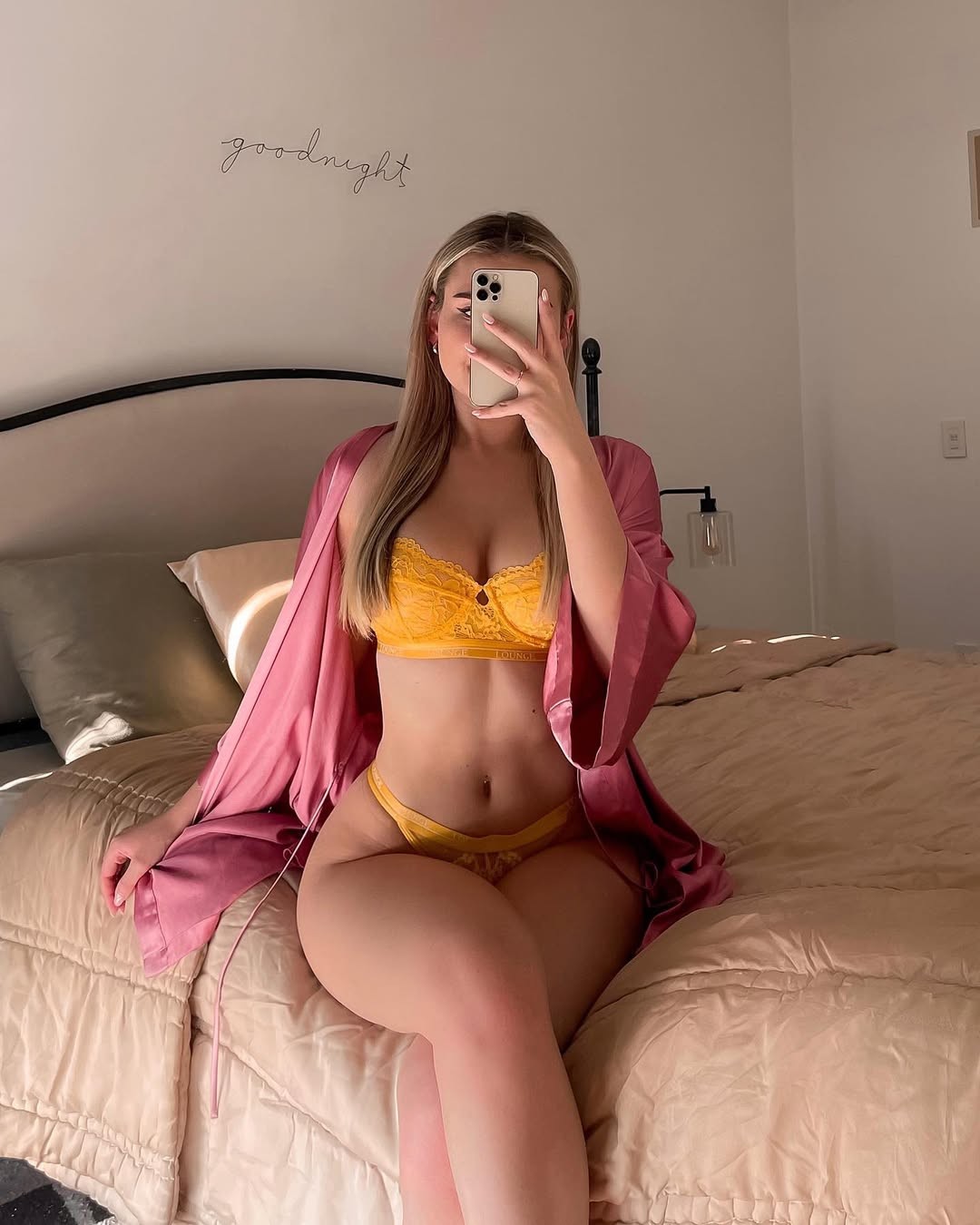 I’m available 24/7 for all escort services both Incall & outcall 🍆👅💦🔥