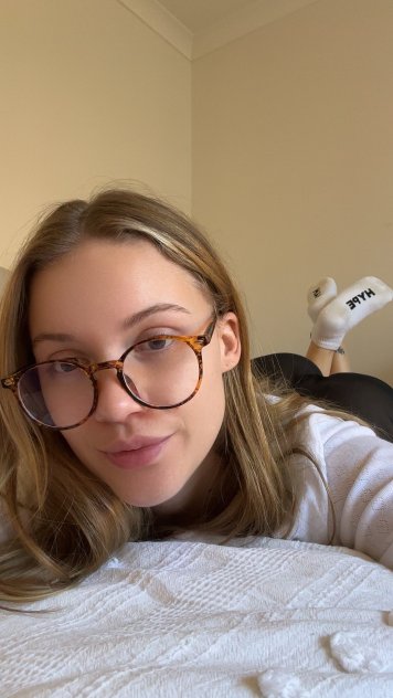 petite, sexy, and sweet! 100% independent girl next door