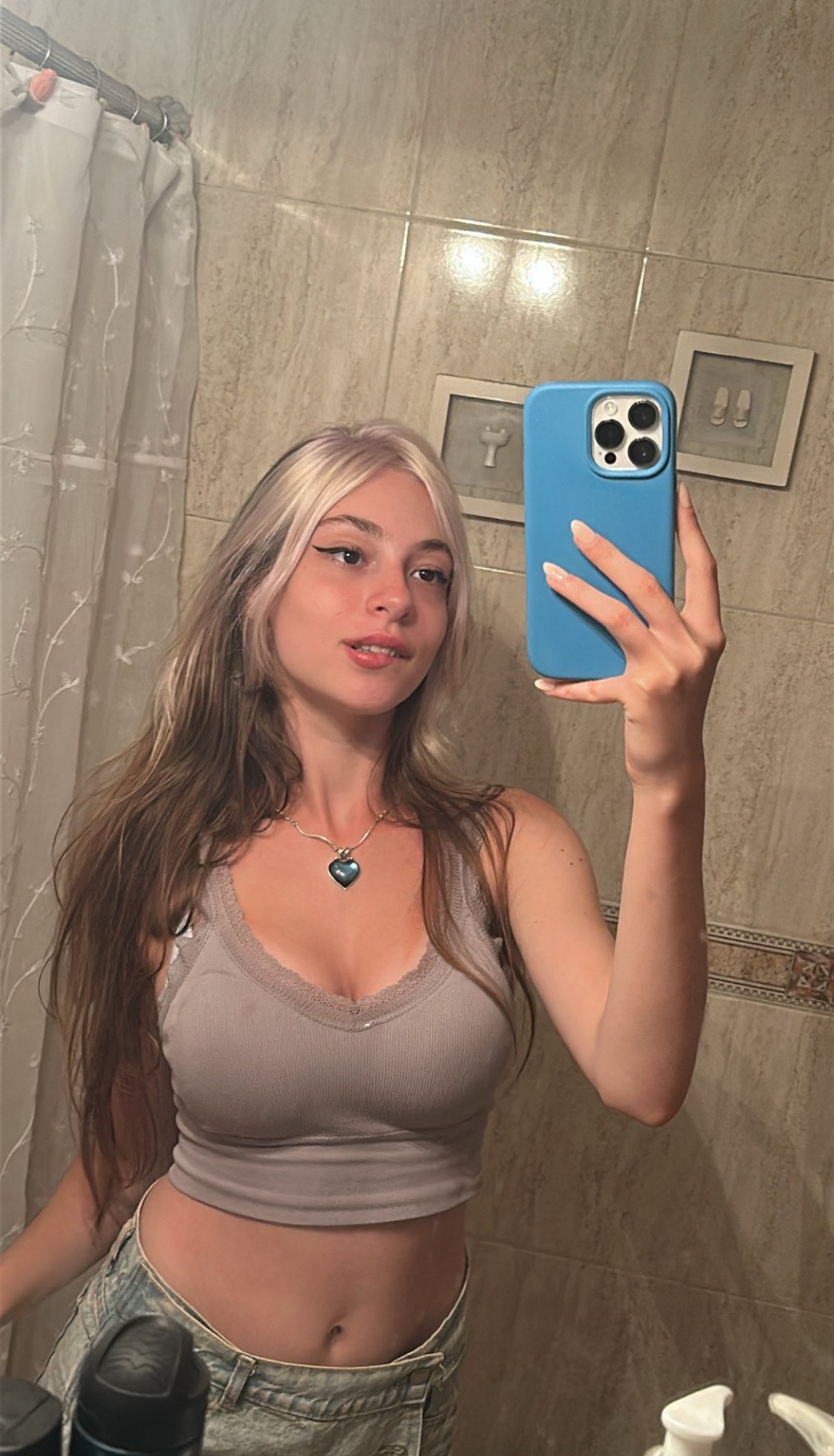 I am available right now💦Young🔥Hott$ Classy and Wet💦👅text me +17852174065