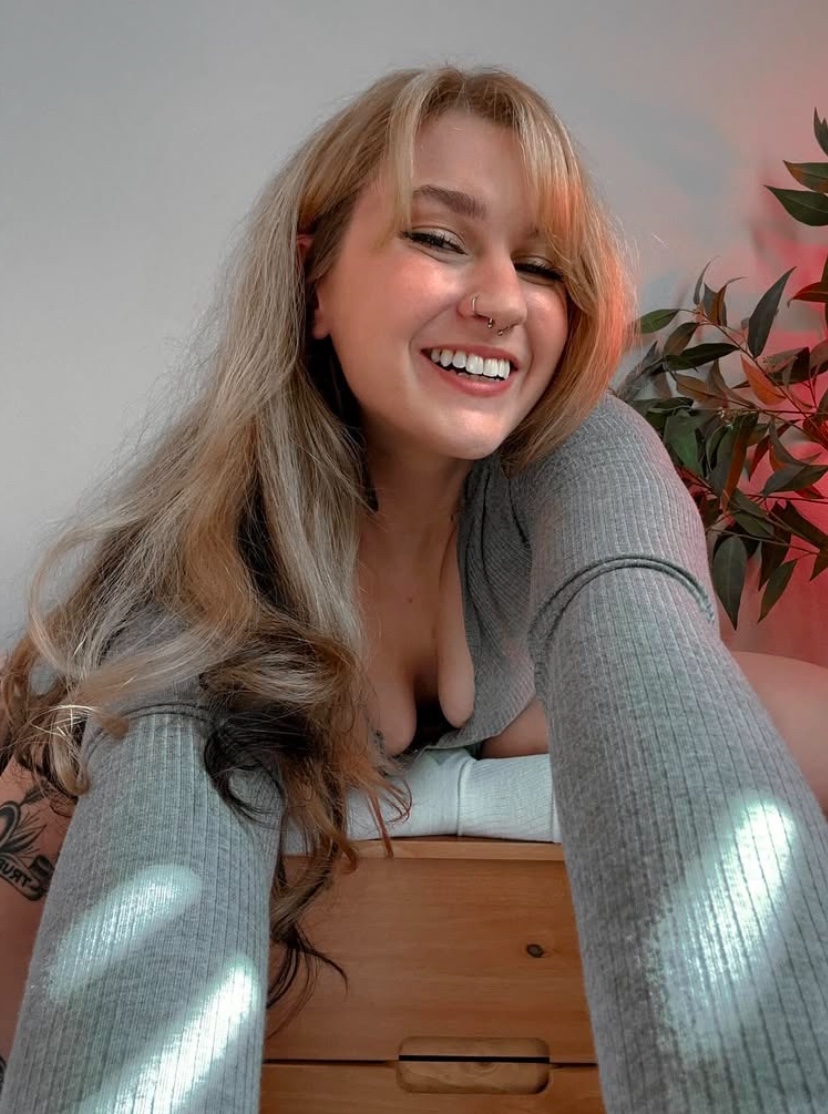 I’m HORNY and AVAILABLE for fun rn 😩💦👅🍆INCALL & OUTCALL