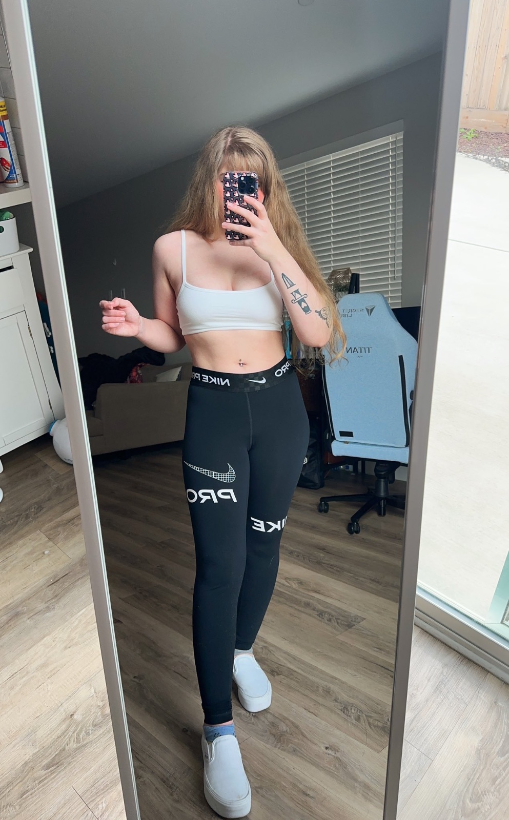 I’m HORNY and AVAILABLE for fun rn 😩💦👅🍆INCALL & OUTCALL