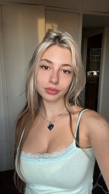 I'm available for hook up and sex