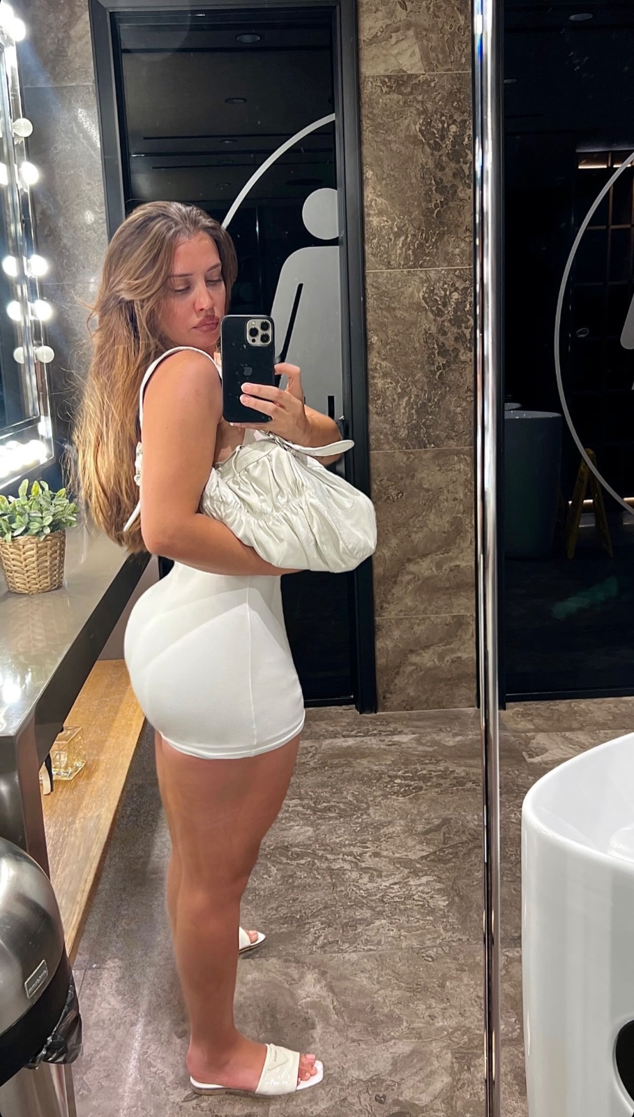 I am a natural pleaser and want your experience with me to be the most pleasurable you have ever had