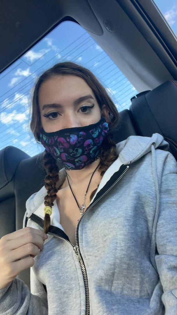 I'm very professional. Your satisfaction is my main priority.💋