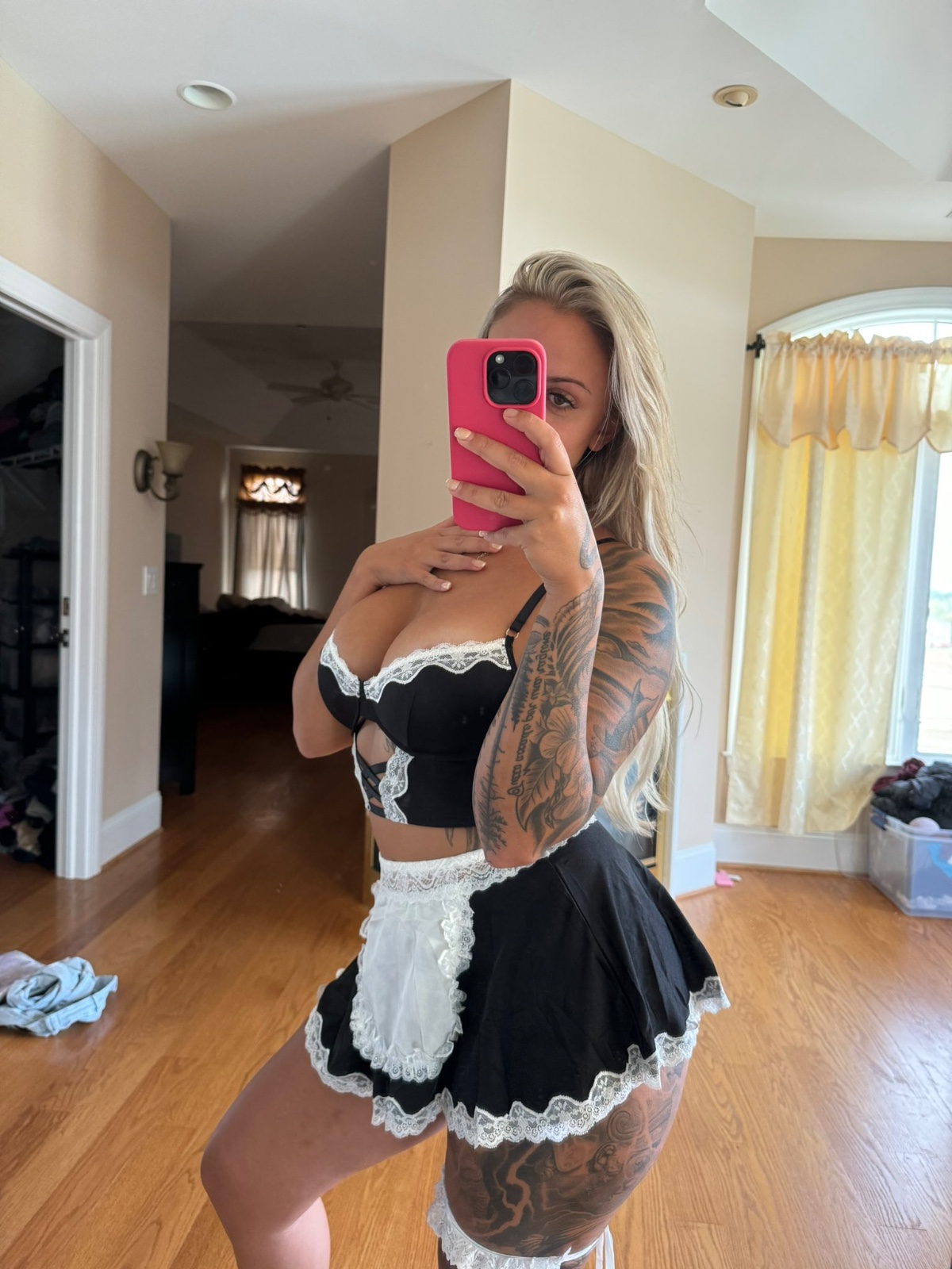 I’m available for hookup, it’s your girl rose bby text me if you’re ready