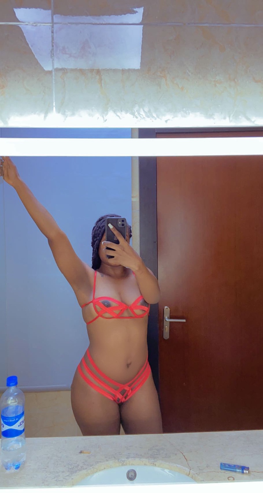 REAL EBONY ESCORT DOWN TO MEET AND HAVE SOME WEEKEND FUN SIGNAL: Munarose.25