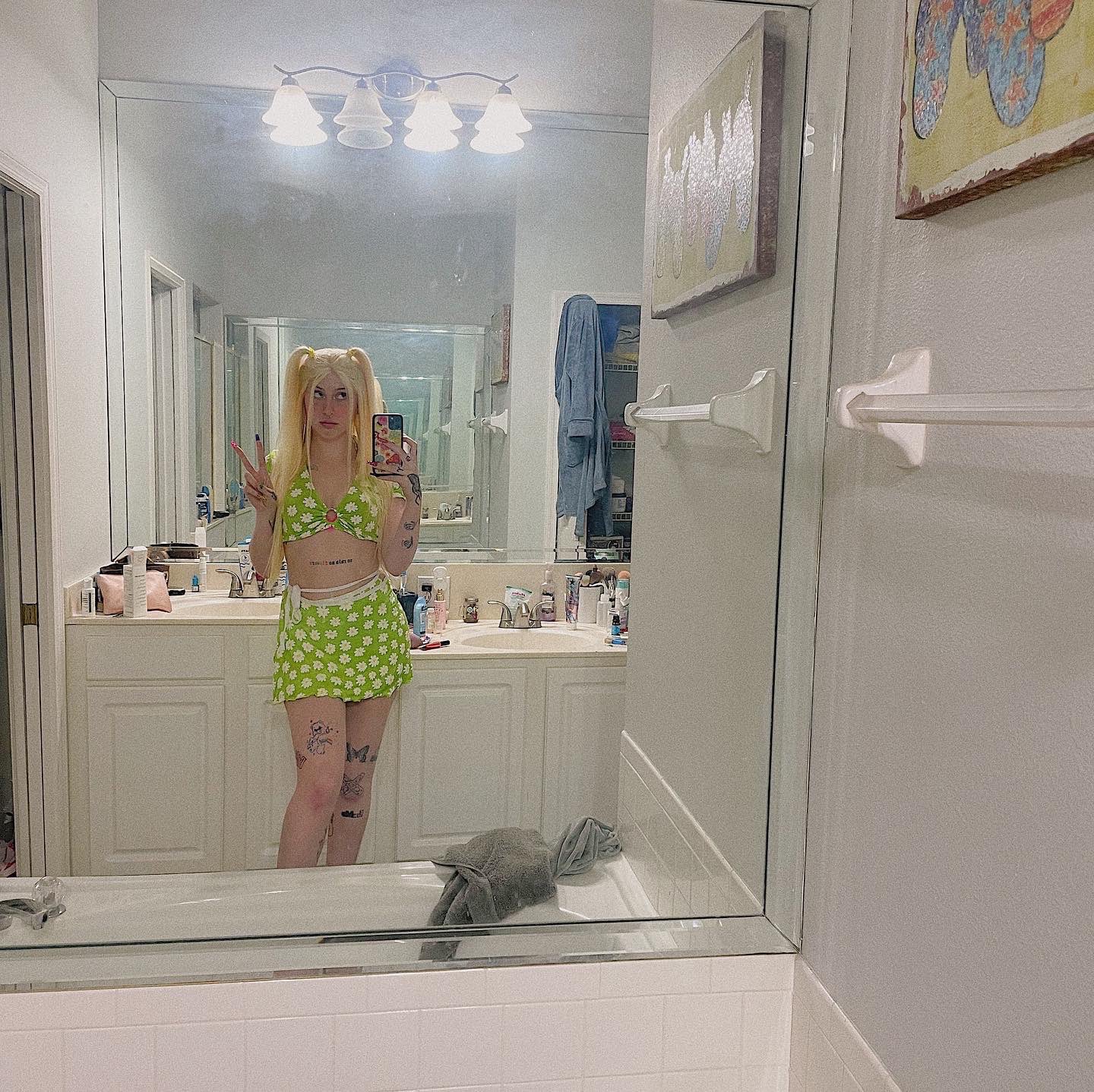 TEXT ME VIA SMS (412) 401-4636 I’m available FOR REAL AND SERIOUS MEET UP 🍑💦👅