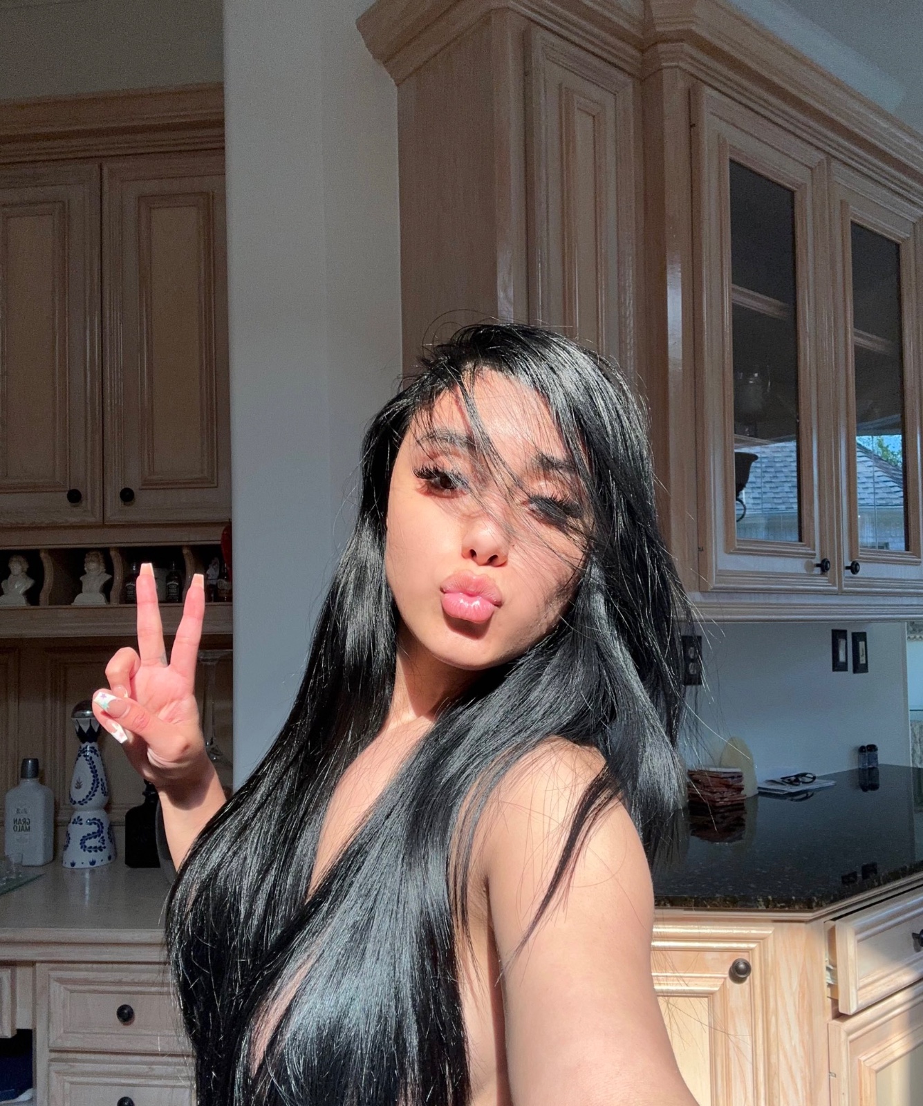 Begging for your Rod of Pleasure🤤 A juicy, wet pussy awaits your arrival