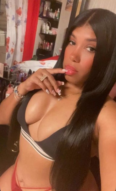 Bella Dominicana Disponible