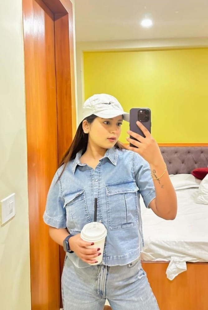 Indian punjabi and South Indian students girls available
