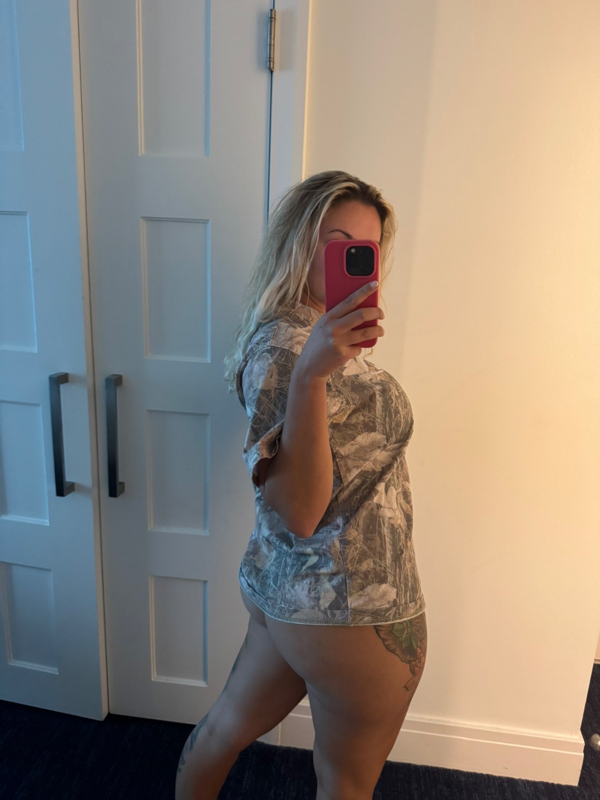 I’m available for hookup, it’s your girl rose bby text me if you’re ready